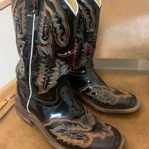 La Grange patent leather boots